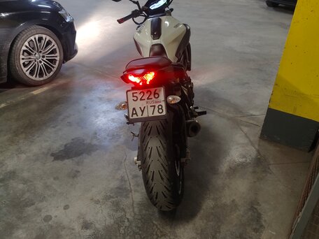 2015 Yamaha MT-07 (FZ-07), белый, 550000 рублей, вид 3