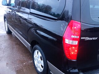 2014 Hyundai Grand Starex I, чёрный, 2100000 рублей, вид 4