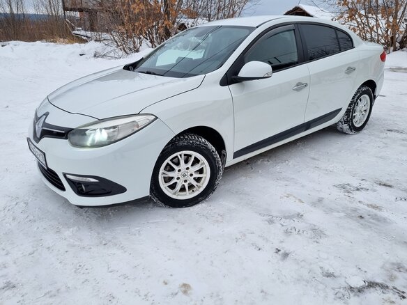 2013 Renault Fluence I, белый, 580000 рублей