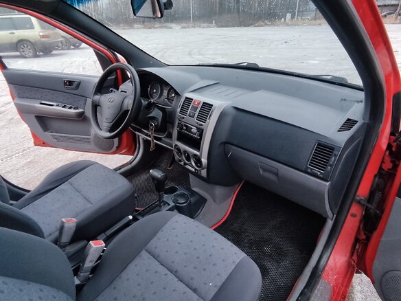 2003 Hyundai Getz I, красный, 400000 рублей - вид 5