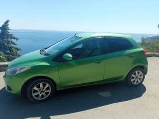 2007 Mazda Demio III (DE), зелёный, 630000 рублей, вид 2