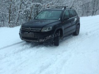 2011 Volkswagen Tiguan I Рестайлинг, чёрный, 1500000 рублей, вид 1