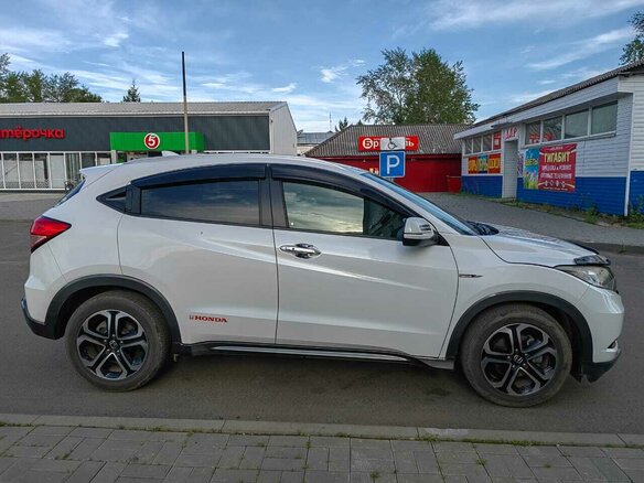 2014 Honda Vezel I, белый, 1450000 рублей - вид 2