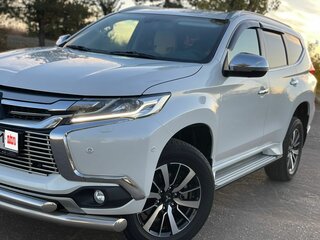 2018 Mitsubishi Pajero Sport III, белый, 3700000 рублей, вид 3
