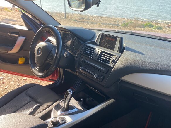 2012 BMW 1 серии 116i II (F20/F21), красный, 1340000 рублей - вид 8