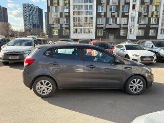 2016 Kia Rio III Рестайлинг, серый, 1130000 рублей, вид 2