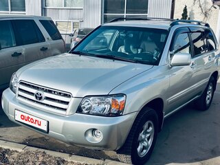 2005 Toyota Highlander I (XU20) Рестайлинг, серебристый, 1500000 рублей, вид 2