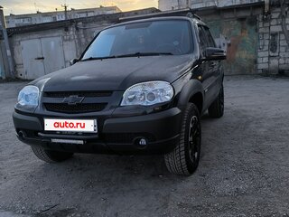 2014 Chevrolet Niva I Рестайлинг, чёрный, 800000 рублей, вид 1