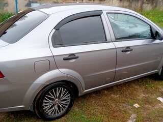 2011 Chevrolet Aveo I Рестайлинг, серый, 280000 рублей, вид 3