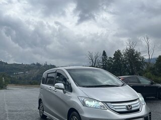 2011 Honda Freed I Рестайлинг, серый, 1050000 рублей, вид 3