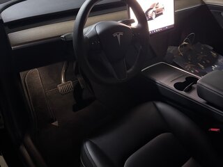 2022 Tesla Model Y Standard I, чёрный, 4200000 рублей, вид 4