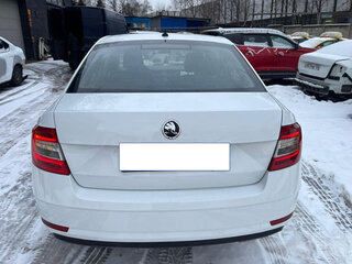 2018 Skoda Octavia III (A7) Рестайлинг, белый, 1199000 рублей, вид 5