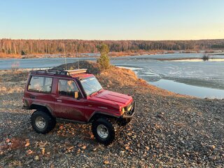 1991 Toyota Land Cruiser 70 Series, красный, 1960000 рублей, вид 5