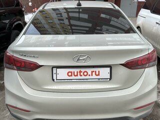 2019 Hyundai Solaris II, бежевый, 1500000 рублей, вид 2