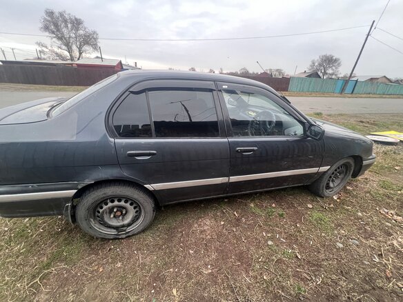 1993 Toyota Corsa IV (L40), чёрный, 280000 рублей - вид 3