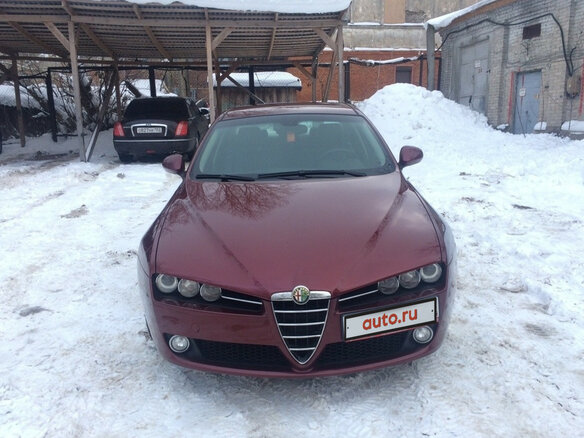 2008 Alfa Romeo 159, красный
