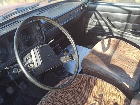 1997 Lada (ВАЗ) 2104 4-speed, пурпурный - вид 3