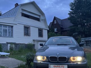 2001 BMW 5 серии 540i IV (E39) Рестайлинг, серый, 750000 рублей, вид 4