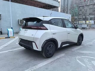 2024 BYD Seagull 30.08 kWh I, белый, 1200000 рублей, вид 4