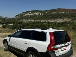2014 Volvo XC70 II Рестайлинг, белый, 1870000 рублей, вид 4