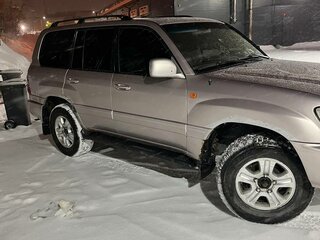 2003 Toyota Land Cruiser 100 Series Рестайлинг 1, серебристый, 1200000 рублей, вид 2