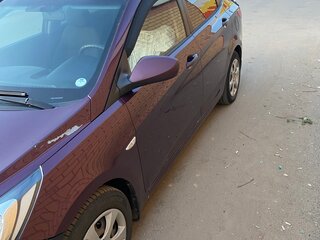 2011 Hyundai Solaris I, фиолетовый, 630000 рублей, вид 2