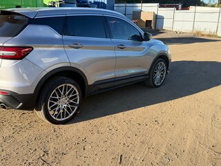 2022 Geely Coolray I, серый, 1670000 рублей, вид 2