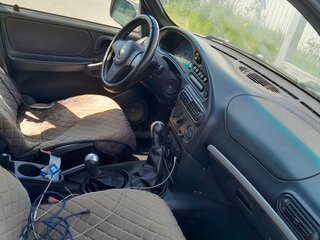 2012 Chevrolet Niva I Рестайлинг, серый, 450000 рублей, вид 4