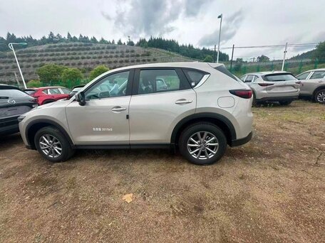 2026 Mazda CX-5 II Рестайлинг, бежевый, 2640000 рублей, вид 3