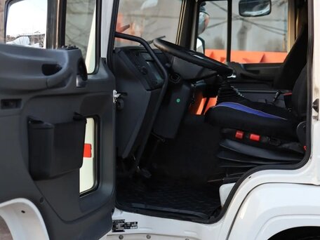 2001 Volvo FL, белый, 2300000 рублей, вид 5
