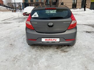 2014 Hyundai Solaris I, серый, 590000 рублей, вид 4