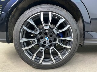 2025 BMW X6 40i III (G06) Рестайлинг, синий, 13090000 рублей, вид 3