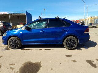 2019 Volkswagen Polo V Рестайлинг, синий, 999000 рублей, вид 5