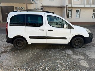 2016 Peugeot Partner II Рестайлинг 2, белый, 1150000 рублей, вид 2