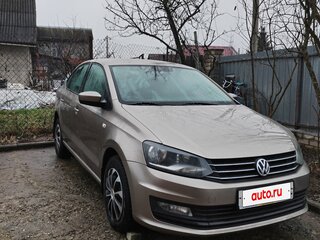 2015 Volkswagen Polo V Рестайлинг, бежевый, 1050000 рублей, вид 2