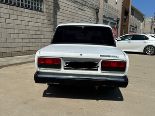 2004 Lada (ВАЗ) 2107, белый, 90000 рублей, вид 4