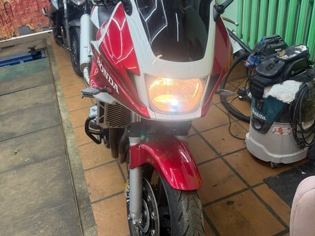 2005 Honda CB 1300, красный, 630000 рублей, вид 5