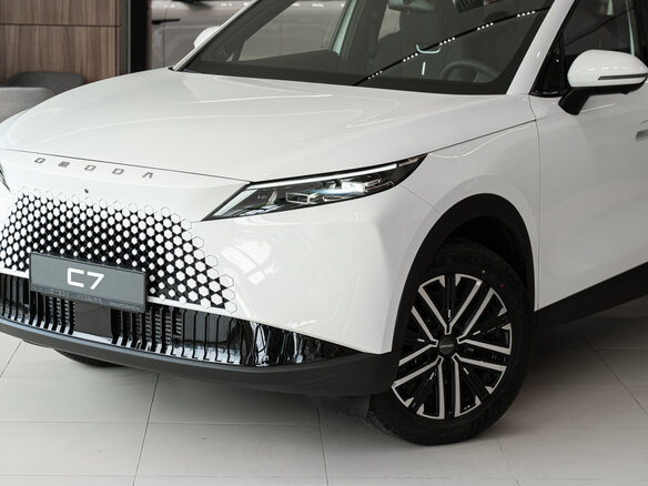 2025 Omoda C7, белый, 3299000 рублей - вид 8