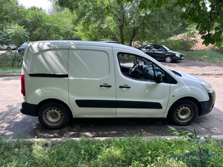 2011 Citroen Berlingo II, белый, 590000 рублей, вид 2