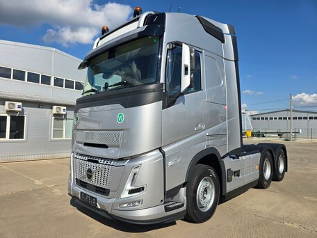 2026 Volvo FH, серебристый, 24500000 рублей, вид 1