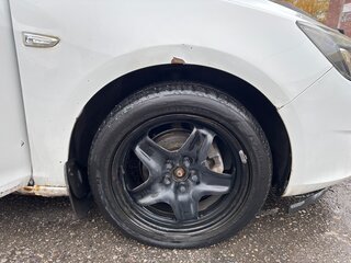 2011 Opel Astra J, белый, 430000 рублей, вид 4
