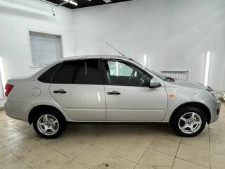 2016 Lada (ВАЗ) Granta I, серебристый, 449000 рублей, вид 4