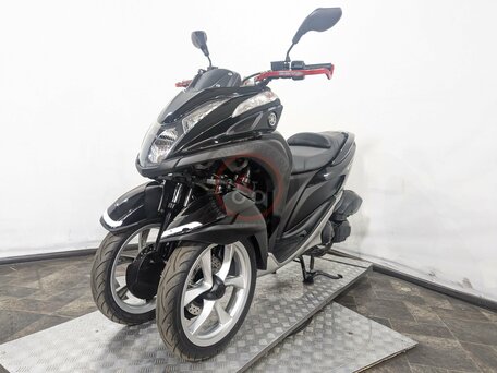 2015 Yamaha Tricity, чёрный, 269000 рублей, вид 1