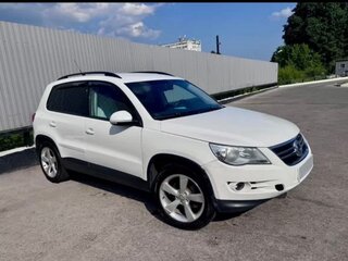2010 Volkswagen Tiguan I, белый, 900000 рублей, вид 2