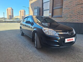 2013 Opel Astra H Рестайлинг, чёрный, 850000 рублей, вид 1