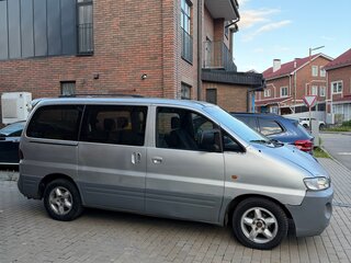 2001 Hyundai Starex I Рестайлинг, серебристый, 465000 рублей, вид 3