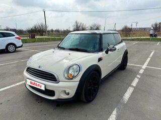 2011 Mini Hatch One II (R56) Рестайлинг, белый, 1190000 рублей, вид 3