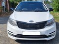 2016 Kia Rio III Рестайлинг, белый, 790000 рублей - вид 1