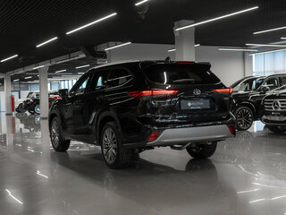 2026 Toyota Highlander IV (XU70), чёрный, 5375000 рублей, вид 4