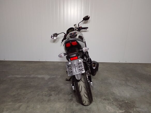 2024 Suzuki SV 650, серый, 689000 рублей - вид 6